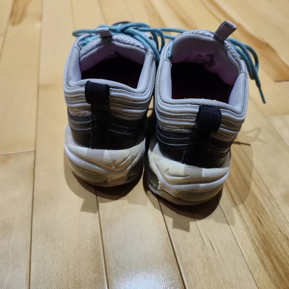 Nike running shoes - Picture 7 of 9